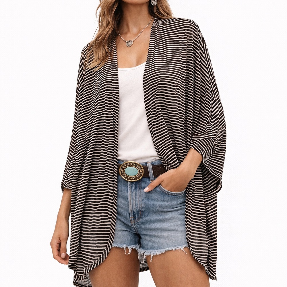 Tart Size Medium Black and White Striped Blouse Open Cardigan‎